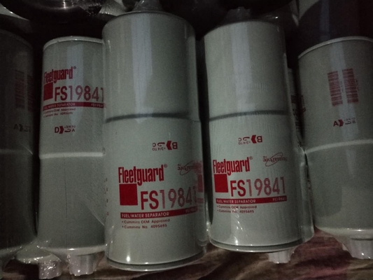 Filtro de la separación del agua del aceite de FS19841 Fleetguard para el separador de agua